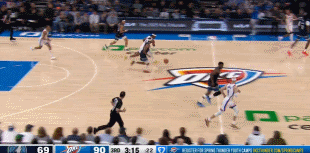 png电子网站菜鸟丨32号秀20+11+5+2断2帽 布泽利斯17分 狼崽香农爆发17+10