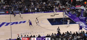 png电子网站菜鸟丨32号秀20+11+5+2断2帽 布泽利斯17分 狼崽香农爆发17+10