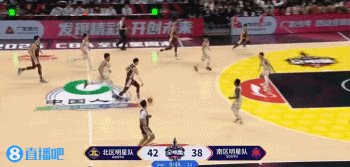 png电子官网尽显天赋！曾凡博8中7拿到15分5板2助 除了三分都是暴扣