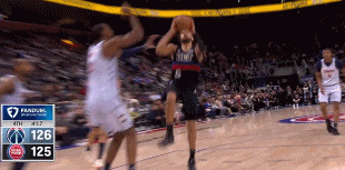 png电子平台萨尔封盖康宁汉姆！奇才主帅：想让他成为我们防守的核心支柱