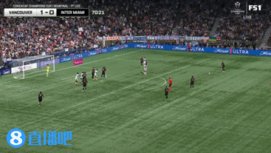 png电子官网梅西小范围突破造任意球，亲自主罚打到人墙变线&门将将球没收