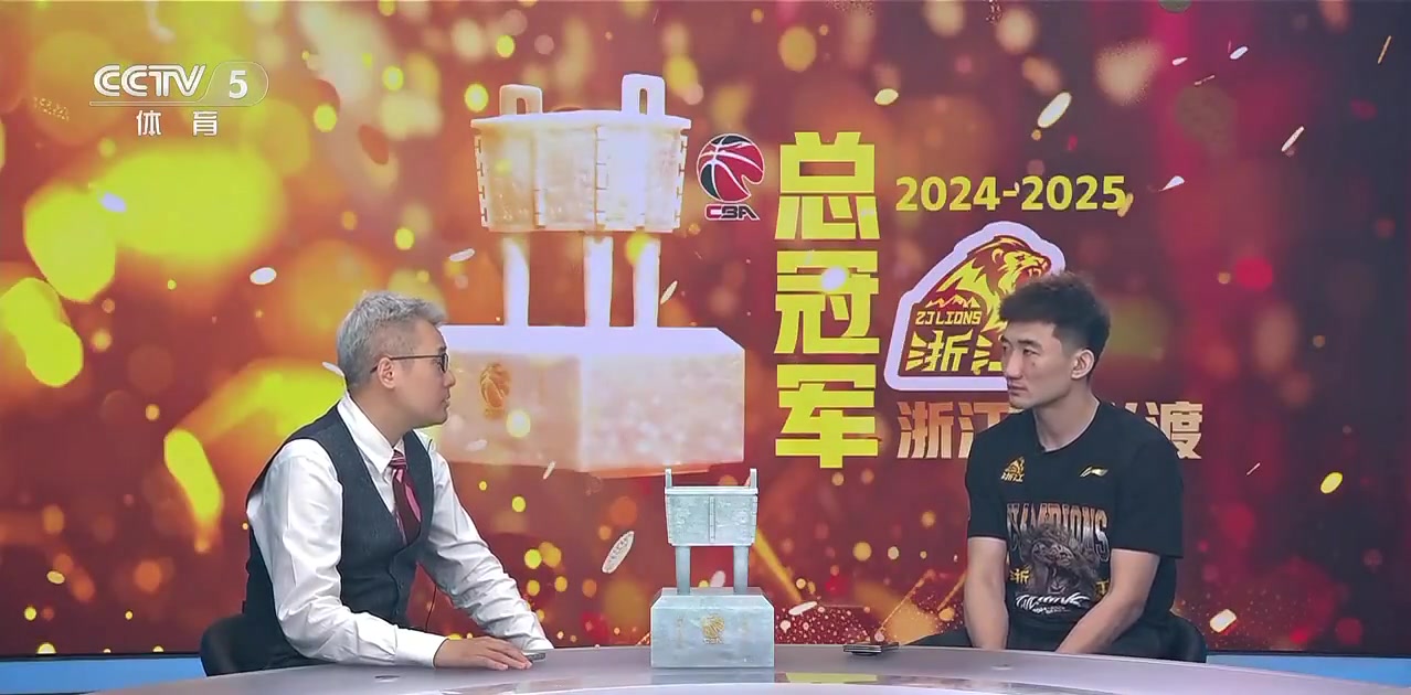 png电子平台孙铭徽：这一路走来 对家里报喜不报忧多 感谢家人、兄弟、朋友们