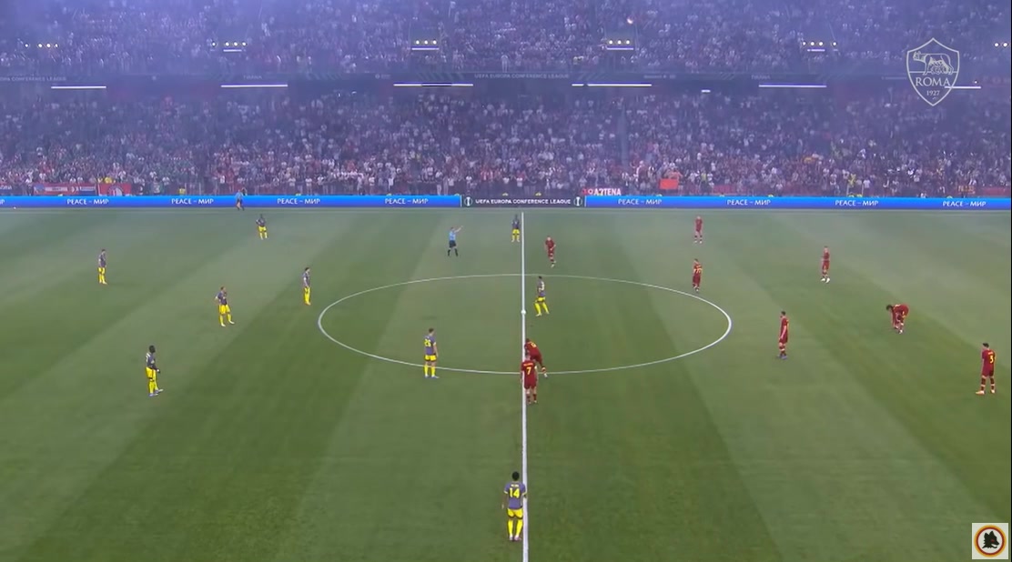 png电子官网今晚谁是新王？22年穆帅率罗马击败费耶诺德，捧起首届欧协联冠军